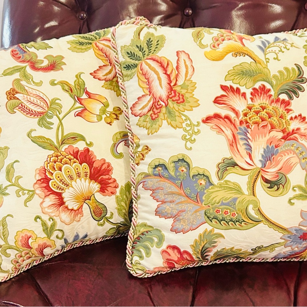 Set of 2 Vermont Country Store Hearthwood Jacobean Floral Throw Pillows 15x15
